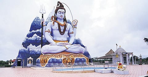 வான்கலந்த மாணிக்கவாசகம் 14: கல்வியும் செல்வமும் கடந்த இறைவன்