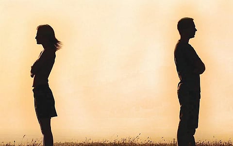 சட்டமே துணை: பெற்றோர் பிரிந்தால் குழந்தை யாருக்கு?