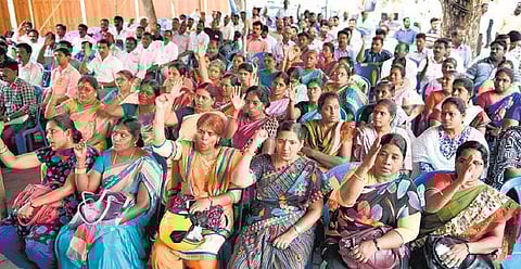 புதிய பென்ஷன் திட்டத்தை ரத்து செய்யக்கோரி அரசு ஊழியர் உண்ணாவிரதம்﻿