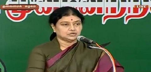 அதிமுக-வில் 23 பேருக்கு﻿ புதிய பதவிகள், பொறுப்புகள்: பொதுச் செயலாளரான பின் சசிகலாவின் முதல் நடவடிக்கை﻿