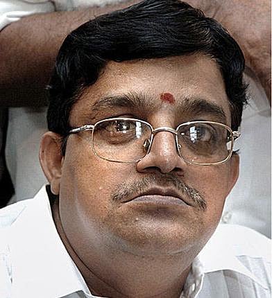 மோடிக்கு ஜெயலலிதாவுடன் இருந்த அதே புரிந்துணர்வு பன்னீருடனும் இருக்கிறது!