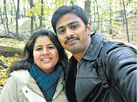 அமெரிக்காவில் துப்பாக்கிச் சூடு: பாதுகாப்பு கவலை இருந்தாலும் பணம் சம்பாதிப்பது முக்கியம் - ஹைதராபாத் ஐ.டி. இளைஞர்கள் கருத்து