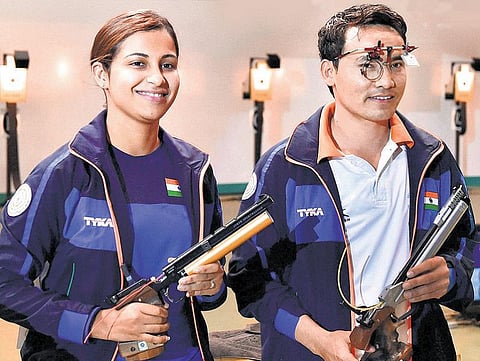 உலகக் கோப்பை துப்பாக்கி சுடுதல் போட்டி﻿﻿: கலப்பு இரட்டையர் பிரிவில் இந்திய ஜோடி தங்கம் வென்றது﻿