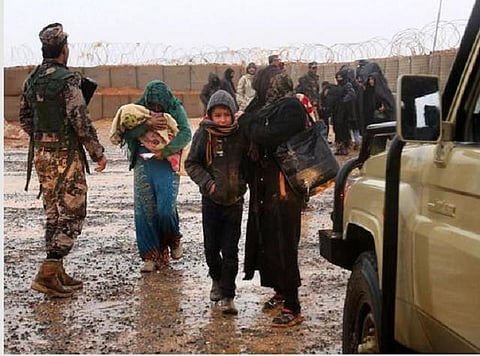 ஐஎஸ்ஸுக்கு எதிராக ரஷ்ய ஆதரவுப் படைகள் கடும் சண்டை: 10 ஆயிரத்துக்கும் மேற்பட்ட மக்கள்  வெளியேற்றம்