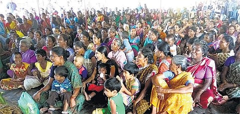 நெடுவாசல், வடகாடு, நல்லாண்டார்கொல்லையில் எரிவாயுக்கு எதிரான போராட்டம் தொடர்கிறது: திட்டம் நாளை ரத்து செய்யப்படலாம் என எதிர்பார்ப்பு