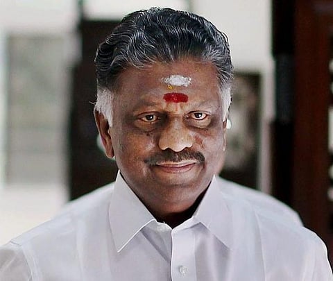 வீனஸ் காலனிக்கு குடிபெயர்கிறார் ஓபிஎஸ்﻿