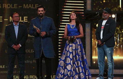 ஐஃபா உற்சவம் திரைப்பட விருது விழா: திரையுலகினர் திரளாக பங்கேற்பு