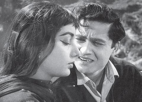 மொழி கடந்த ரசனை 27: அழகான மந்திரவாதியே...