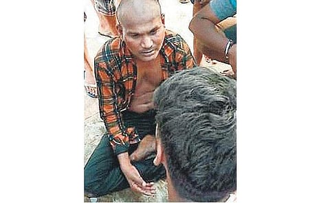 செல்போன் திருட்டில் ஈடுபட்டதாகக் கூறி﻿ நெல்லை இளைஞர் கோவையில் அடித்துக் கொலை﻿﻿: குடும்பத்தினருக்கு வீடியோ அனுப்பிய மாணவர்களிடம் விசாரணை