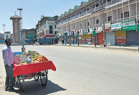 காஷ்மீரில் வன்முறையை ஒடுக்க பெல்லட் குண்டுகளுக்குப் பதில் ரப்பர் தோட்டா பயன்படுத்த ஆய்வு -  உச்ச நீதிமன்றத்தில் மத்திய அரசு தகவல்
