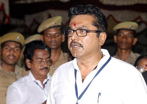 வருமான வரி ஏய்ப்பு நடந்ததா? - சரத்குமாரிடம் 4-வது நாளாக விசாரணை : சிட்லபாக்கம் ராஜேந்திரன் மீண்டும் நேரில் ஆஜர்