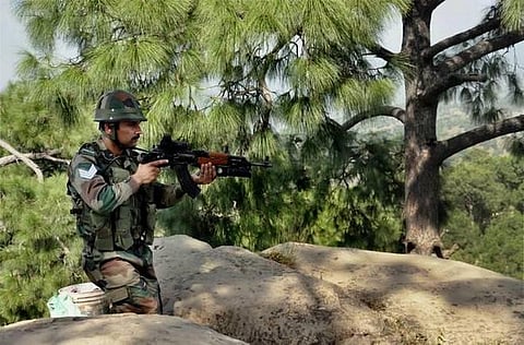 இந்திய எல்லையில் பாகிஸ்தான் அத்துமீறி தாக்குதல்