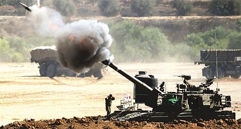 காரணம் ஆயிரம்: பீரங்கிகள் ஏன் மேல் நோக்கி இருக்கின்றன?﻿