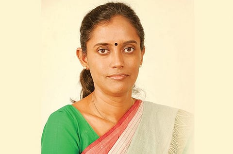 ஒரு பிரபலம் ஒரு பார்வை - கலிகாலத்துப் பெண்!