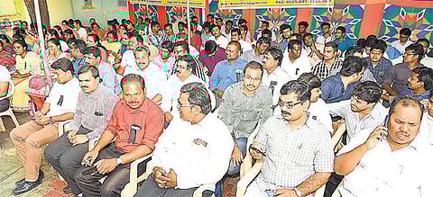 இன்றுமுதல் அவசரமில்லா அறுவை சிகிச்சைகள் நிறுத்தம்﻿: அரசு ராஜாஜி மருத்துவமனையில் நோயாளிகள் பாதிக்கும் அபாயம்﻿