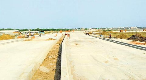 திருமழிசையில் துணை நகரம் அமைக்கும் பணி தீவிரம்: தெருவிளக்கு, கழிவுநீர் கால்வாய், சாலை மேம்பாட்டு வேலை நிறைவு - 19 மாடிகளுடன் 12 ஆயிரம் அடுக்குமாடி குடியிருப்புகள்