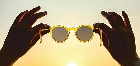 சுட்டெரிக்கும் வெயில் கண்கள் ஜாக்கிரதை﻿