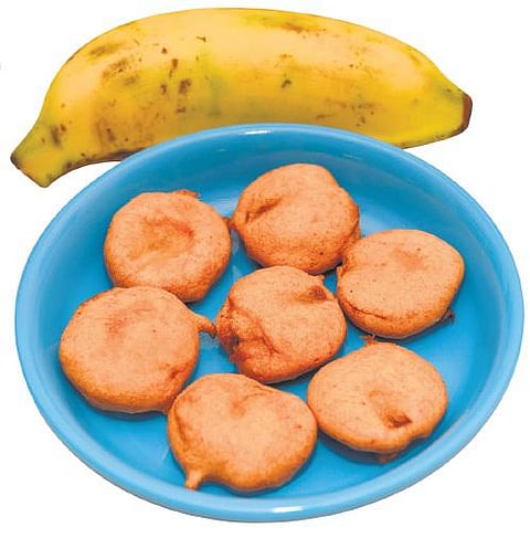 முக்கனி விருந்து: வாழைப்பழ பஜ்ஜி