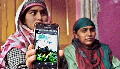 மரணத்துக்குப் பிறகும் உத்வேகம் ஊட்டும் ராணுவ அதிகாரி உமர் பயஸ்