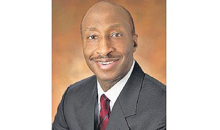 இவரைத் தெரியுமா?-  கென்னத் பிரைசர்﻿