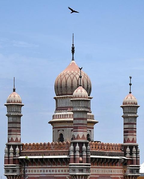 இந்தோ-சாரசெனிக் கலையும் சென்னையும்