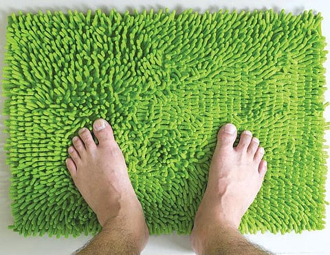 மிதியடிகளை மதிப்போம்