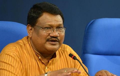 மத்திய பழங்குடியினர் நலத்துறை அமைச்சர் கார் மீது முட்டை வீச்சு: ஒடிசாவில் மீண்டும் பரபரப்பு