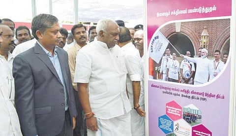 இலவசம் வாங்கியே மக்களுக்கு பழக்கமாகிவிட்டது: மத்திய அமைச்சர் பொன்.ராதாகிருஷ்ணன் கருத்து