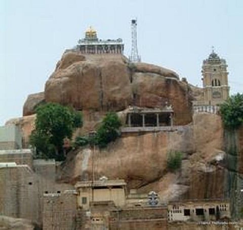 ‘ஸ்மார்ட் சிட்டி’ புதிய பட்டியலை வெளியிட்டார் மத்திய அமைச்சர் வெங்கய்ய நாயுடு﻿: திருச்சி, திருநெல்வேலி, திருப்பூர், தூத்துக்குடி தேர்வு﻿ - நாடு முழுவதும் 30 நகரங்கள் சேர்ப்பு﻿