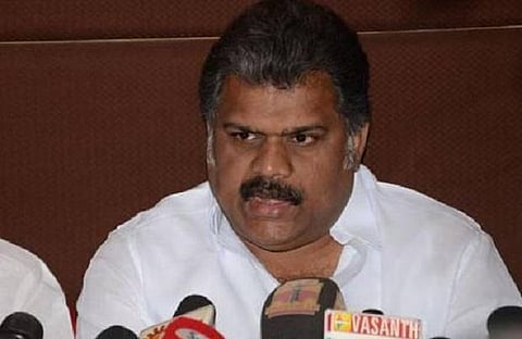 அமைச்சர்களின் கருத்து வேறுபாட்டால்﻿ ‘எய்ம்ஸ்’ வேறு மாநிலத்துக்கு சென்றுவிடக் கூடாது﻿: ஜி.கே. வாசன் வேண்டுகோள்﻿