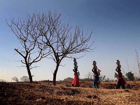 உ.பி. புந்தேல்கண்ட் பகுதியில்﻿﻿ குளம், கிணறுகளை தூர்வாரும் ‘நீர்த்தோழிகள்’ பெண்கள் அமைப்பு﻿