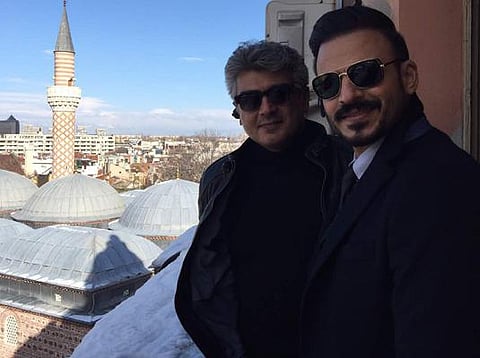 விவேகம் படத்தில் விவேக் ஓபராய் வில்லன் அல்ல: இயக்குநர் தகவல்