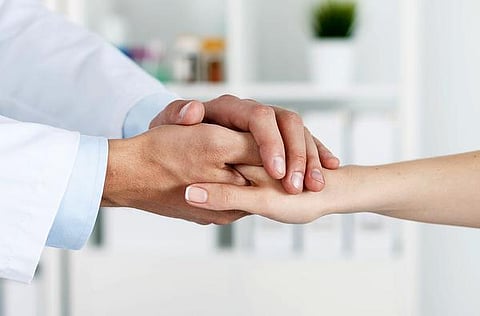 டாக்டரைப் பார்க்கப் போகிறீர்களா? - மருத்துவர் என்ன செய்யலாம்? என்ன செய்யக் கூடாது?