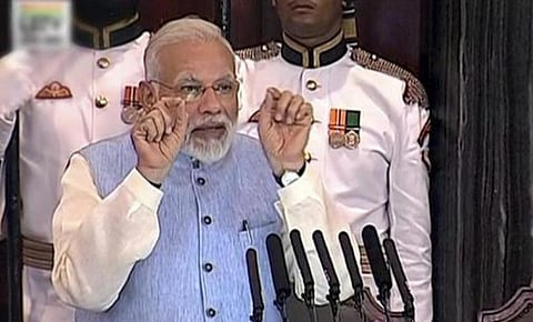 புதிய இந்தியாவை வளர்த்தெடுக்க ஜிஎஸ்டி முக்கிய பங்காற்றும்: பிரதமர் நரேந்திர மோடி உரை