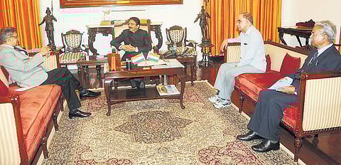 அண்ணா பல்கலை. துணைவேந்தர் தேர்வுக்குழு ஆளுநருடன் சந்திப்பு﻿