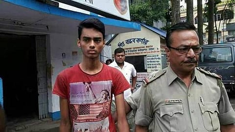 இஸ்லாம் மதம் குறித்த பதிவால் மேற்கு வங்கத்தில் பூசல்: முறியடிக்க எல்லை பாதுகாப்பு படை அனுப்பப்பட்டது