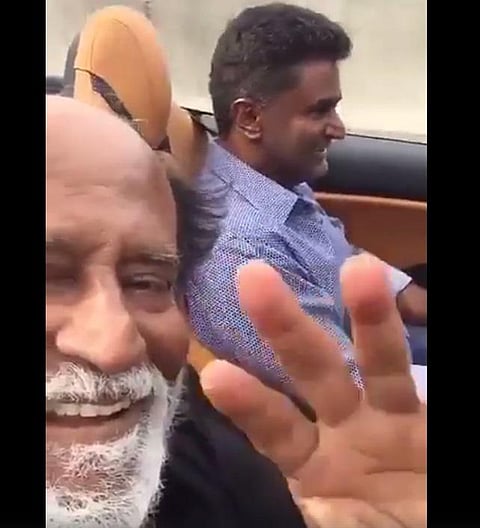 இணையத்தில் வைரலாகும் ரஜினியின் முதல் செல்ஃபி வீடியோ