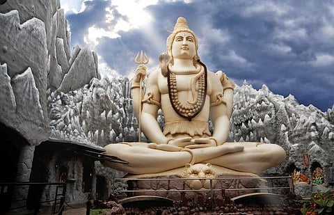 ஓருருவாய நின் திருவருள்