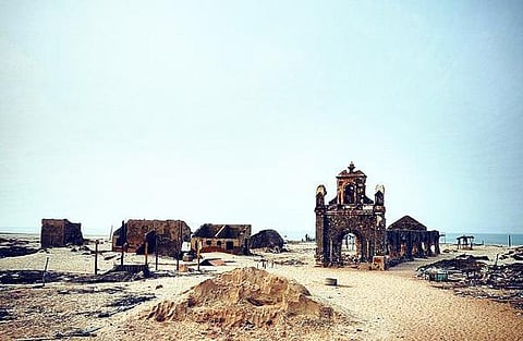 பயணத்தின் பாதை: தனுஷ்கோடியில் ஒரு நாள்...