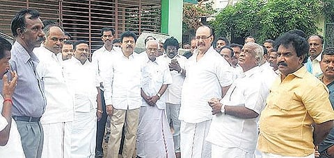 மன்னார்குடியில் 15-ம் தேதி எம்.ஜி.ஆர். நூற்றாண்டு விழா: ஏற்பாடுகள் குறித்து திவாகரன் ஆய்வு