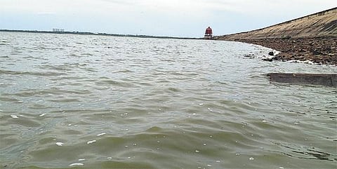 2 நாட்கள் கனமழை காரணமாக செம்பரம்பாக்கம் ஏரி நீர் மட்டம் உயர்வு﻿