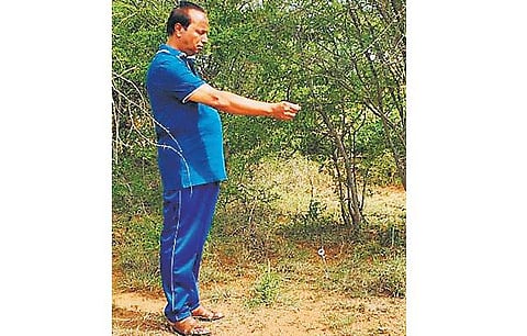 மதுரை காமராஜர் பல்கலைக்கழக வளாகத்தில்﻿﻿ சாவி உதவியால் நீராதாரம் கண்டறிந்த துணைவேந்தர்﻿