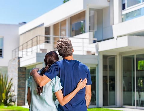 வீட்டைப் பராமரிக்க...