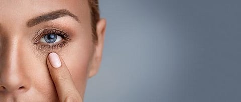 கண்களால் ‘ஒளி’ செய்!