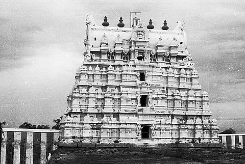 ஆதிக்ஷேத்திரம் ஆழ்வார் திருநகரி