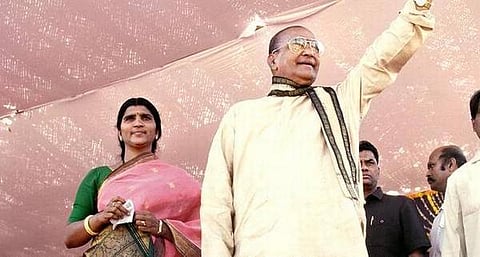 என்டிஆர் வாழ்க்கை வரலாற்றை இயக்குகிறார் ராம்கோபால் வர்மா