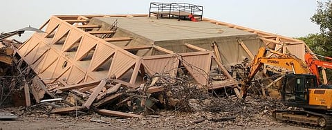 கட்டிடம் சொல்லும் கதைகள் 04: இடிக்கப்பட்ட ‘தேசம்!’