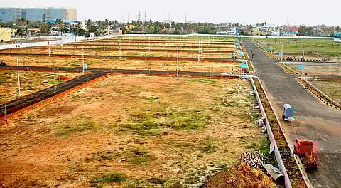 மனை வாங்கி வீடு கட்டலாமா?