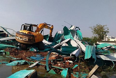 தமிழக பேரிடர் மேலாண்மை வாரியத்தின் ட்விட்டர் பக்கம்: நெருக்கடியில் பயன்படுத்திக் கொள்ளுங்கள்