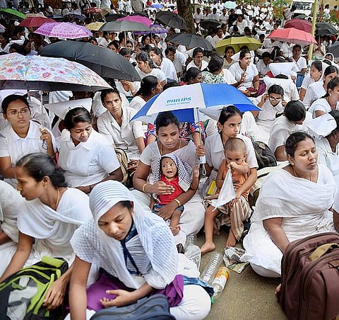 செவிலியர்கள் கோரிக்கை: செயல்படுத்துமா அரசு?